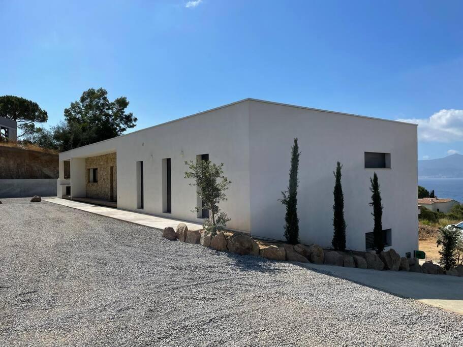 Villa Alandra Pietrosella المظهر الخارجي الصورة